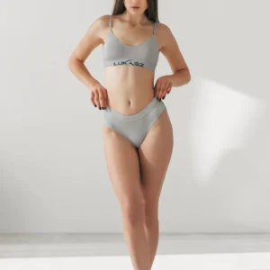 Sleek & Seamless Women’s Lingerie Set – Soft Stretchy Bra & High-Waist Panty in Black