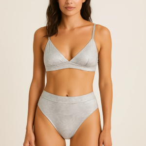 Grey Nylon Blend Printed Bra Panty Set for Women Lightly Non Padded Seamless Deatachable Straps with Set Mid Rise Panty Full Coverage Relaxable Every Day 3 Hook